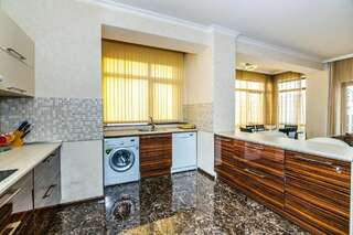 Апартаменты Apartment on Tarqovu steert Баку Апартаменты-17