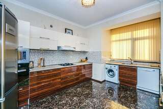 Апартаменты Apartment on Tarqovu steert Баку Апартаменты-25