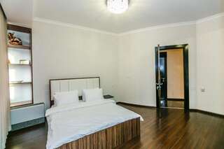 Апартаменты Apartment on Tarqovu steert Баку Апартаменты-81