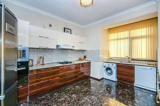 Апартаменты Apartment on Tarqovu steert Баку Апартаменты-94