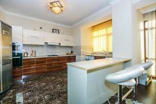 Апартаменты Apartment on Tarqovu steert Баку Апартаменты-95